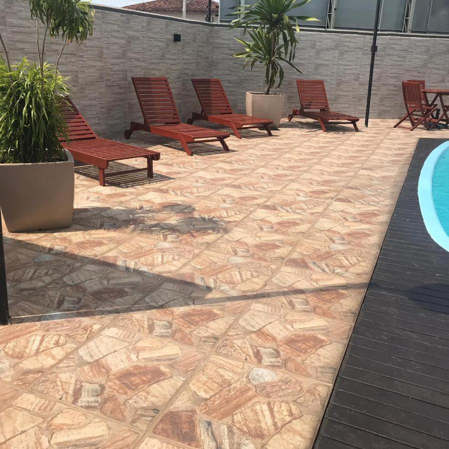 Praia World 佩尼亚 外观 照片